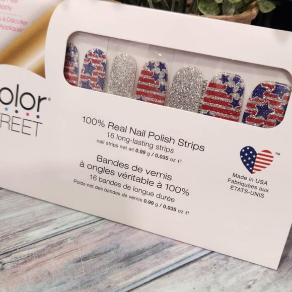 Retired Color Street- Glitz and Glory - Picture 7 of 7